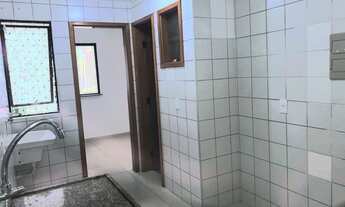 Imagem 2: Apartamento para venda tem 80 metros quadrados com 3 quartos em Ponta Verde