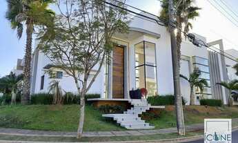 Imagem: Casa Residencial / Condomínio Mont Blanc