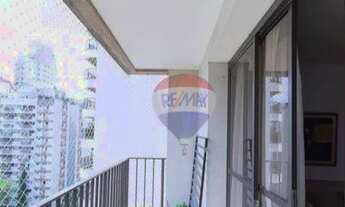 Imagem 6: Apartamento com 4 quartos, 220m²