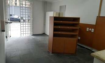 Imagem 4: Casa com 4 Dormitórios, 1 suíte, 4 banheiros à Venda, 200 m² por R$ 1.595.000