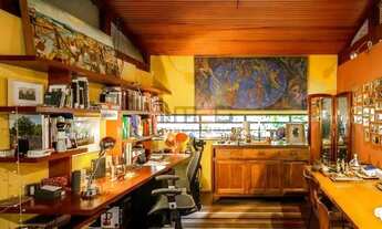 Imagem 7: Casa 480 m² 4 Quartos sendo 2 Suítes e 5 banheiros à Venda por R$ 1.800.000,00