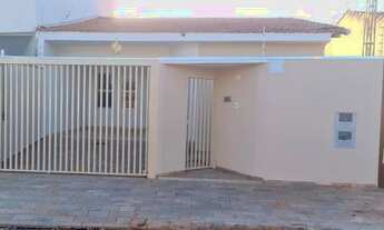 Imagem: Eldorado - 2 quartos com portão eletrônico