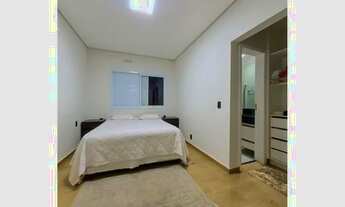 Imagem 6: Casa no Condomínio Jardins de Samantha III, com 298,64 m² de construção, localizado em Ara