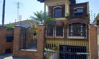 Imagem: Sobrado á venda com 298 metros - 4 quartos