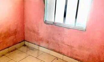 Imagem 2: Casa de Avenida Casa com 1 dormitório