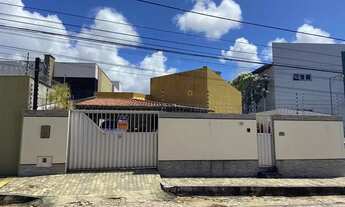 Imagem 2: Linda casa em Capim Macio