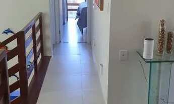 Imagem 2: Casa de condomínio sobrado para venda possui 183 metros quadrados com 5 quartos