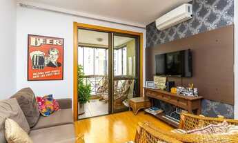 Imagem 2: Apartamento para venda tem 71 metros quadrados com 2 quartos em Passo da Areia - Porto Ale