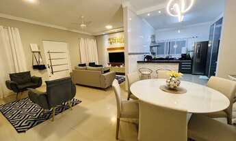 Imagem 2: Casa Condomínio - Bairro do Grama - Caçapava - 170m² - 3 Dormitórios