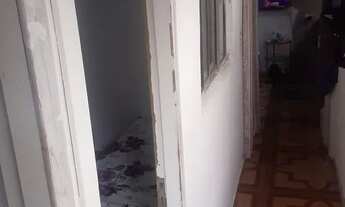 Imagem 4: Casa sobre posta próximo praia hipermercado Carrefour farmácia