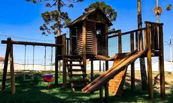 Imagem 2: Sobrado com 3 quartos à venda no Pinheirinho em Curitiba - PR