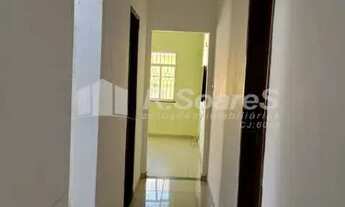 Imagem 6: Casa com três quartos na rua Artur Neiva - jardim Sulacap