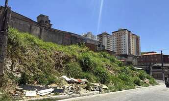 Imagem: Terreno de esquina !!! Documentado. 187,00m2