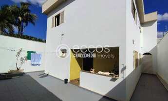 Imagem 3: Casa para aluguel, 6 quartos, 1 suíte, 2 vagas, FABRÍCIO - UBERABA/MG