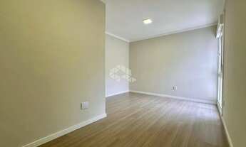 Imagem 2: Apartamento à venda com 2 quartos 64 m²