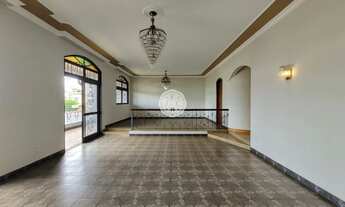 Imagem: Casa com 03 Suítes para Alugar, 565m²