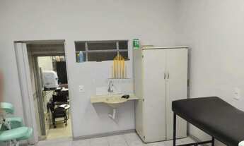 Imagem 3: IMOVEL COMERCIAL , BUTANTÃ. 330m² 2 SALÕES COMERCIAIS E 2 CASAS E 3 VAGAS DE GARAGEM Á VEN