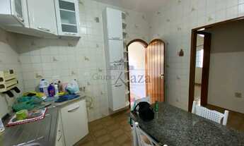 Imagem 5: Oportunidade - Casa - Jardim Uirá - 2 Dormitórios - 104m²