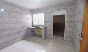 Imagem 2: Casa com 2 dormitórios para alugar, 80 m² por R$ 850,00/mês - São Luiz - Americana/SP