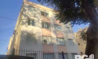 Imagem: Apartamento reformado com 2 dormitórios