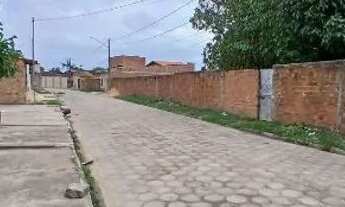 Imagem 3: Casa espaçosa com quintal grande