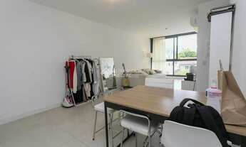 Imagem 6: Imóvel para venda possui 74 metros quadrados com 2 quartos em Petrópolis - Porto Alegre