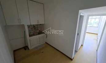 Imagem: Kitnet/Conjugado / Residencial / Centro