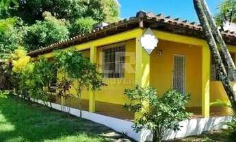 Imagem: Casa Independente com quintal amplo à passos