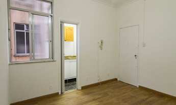 Imagem 2: Apartamento de Quarto e Sala separados em Copacabana