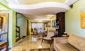 Imagem 4: Casa de condomínio para venda possui 288 metros quadrados com 3 quartos