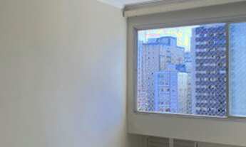 Imagem 4: 1 dormitório com 1 vaga demarcada e 2 banheiros - na quadra da praia - Boqueirão - Santos