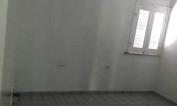 Imagem 3: Casa para aluguel tem 72 metros quadrados com 3 quartos em Lourival Parente - Teresina - P