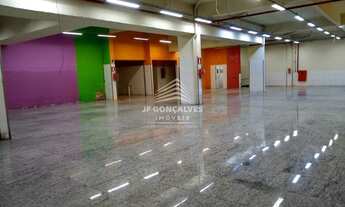 Imagem 7: Lojão com 627 m² de área interna - 33 metros de frente e 25 vagas cobertas