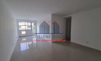 Imagem 2: Venda/Locação!!! Apartamento com 3 quartos, varanda e 2 vagas à Venda na Tijuca!!! Praça S