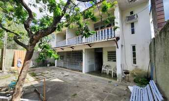 Imagem: Casa à venda, 6 quartos, 2 suítes, 3 vagas