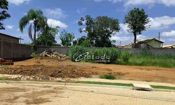 Imagem 4: Lote plano de 500m² em condomínio de alto padrão com área verde e lago para pesca - R$550