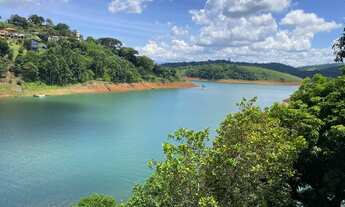 Imagem 4: Chácara pé na água