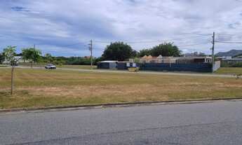 Imagem 2: Terreno no condomínio Alphaville 01 com 694 m em Rio das Ostra/RJ