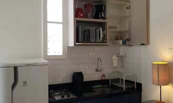 Imagem 2: Suíte com serviços numa bela casa em Laranjeiras