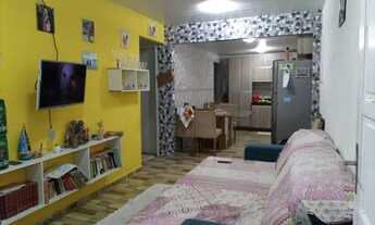 Imagem 6: Casa com piscina e energia solar ?