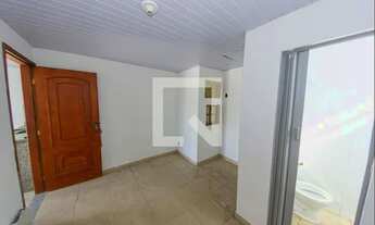 Imagem 2: Apartamento para Aluguel - Marechal Hermes, 2 Quartos, 60 m2