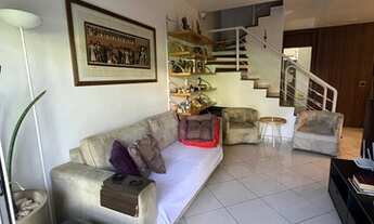 Imagem 6: Casa de condomínio para venda possui 200 metros quadrados com 3 quartos