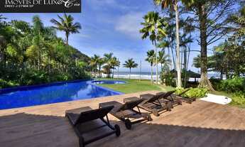 Imagem: Linda Mansão Pé na Areia, Praia Totalmente