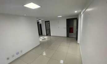 Imagem 3: Apartamento para venda com 107 metros quadrados com 3 quartos