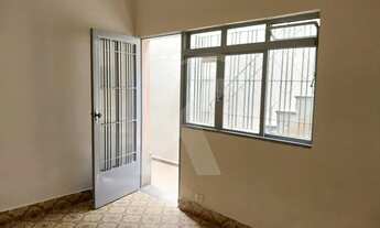 Imagem 4: Casa com 1 dormitório, sala, cozinha e banheiro ana Vila Ede