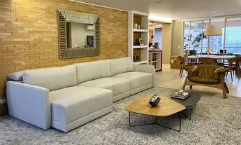 Imagem 4: Apartamento alto padrão com 4 dormitórios (2 suítes) e 4 vagas para locação