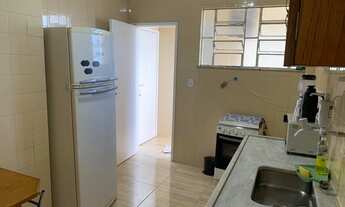 Imagem 7: Centro: apartamento dois quartos; dois banheiros; mobiliado