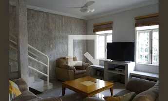 Imagem: Casa à Venda - CECAP, 3 Quartos, 226 m2