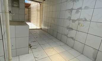 Imagem 4: Casa para aluguel possui 60 metros quadrados com 2 quartos em Pau Amarelo - Paulista - PE