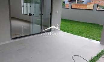 Imagem 2: Sobrado para Venda em Florianópolis, Campeche, 3 dormitórios, 2 suítes, 2 banheiros, 2 vag